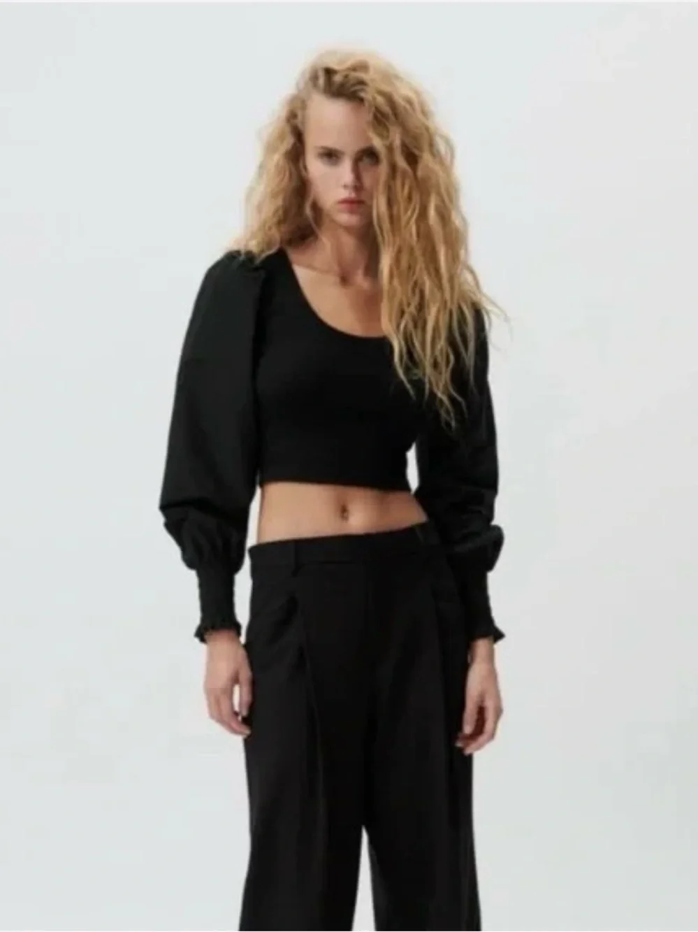 Zara Puff Sleeve Crop Top Black
